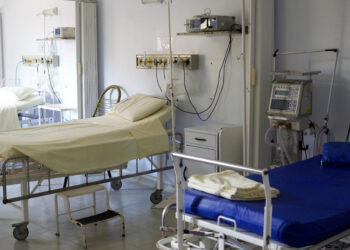 Gaza: Israeli Military War Crimes while Ocupying Hospitals